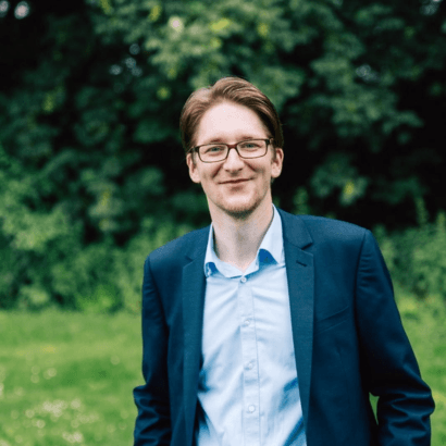Dr. Tobias  Gorniak